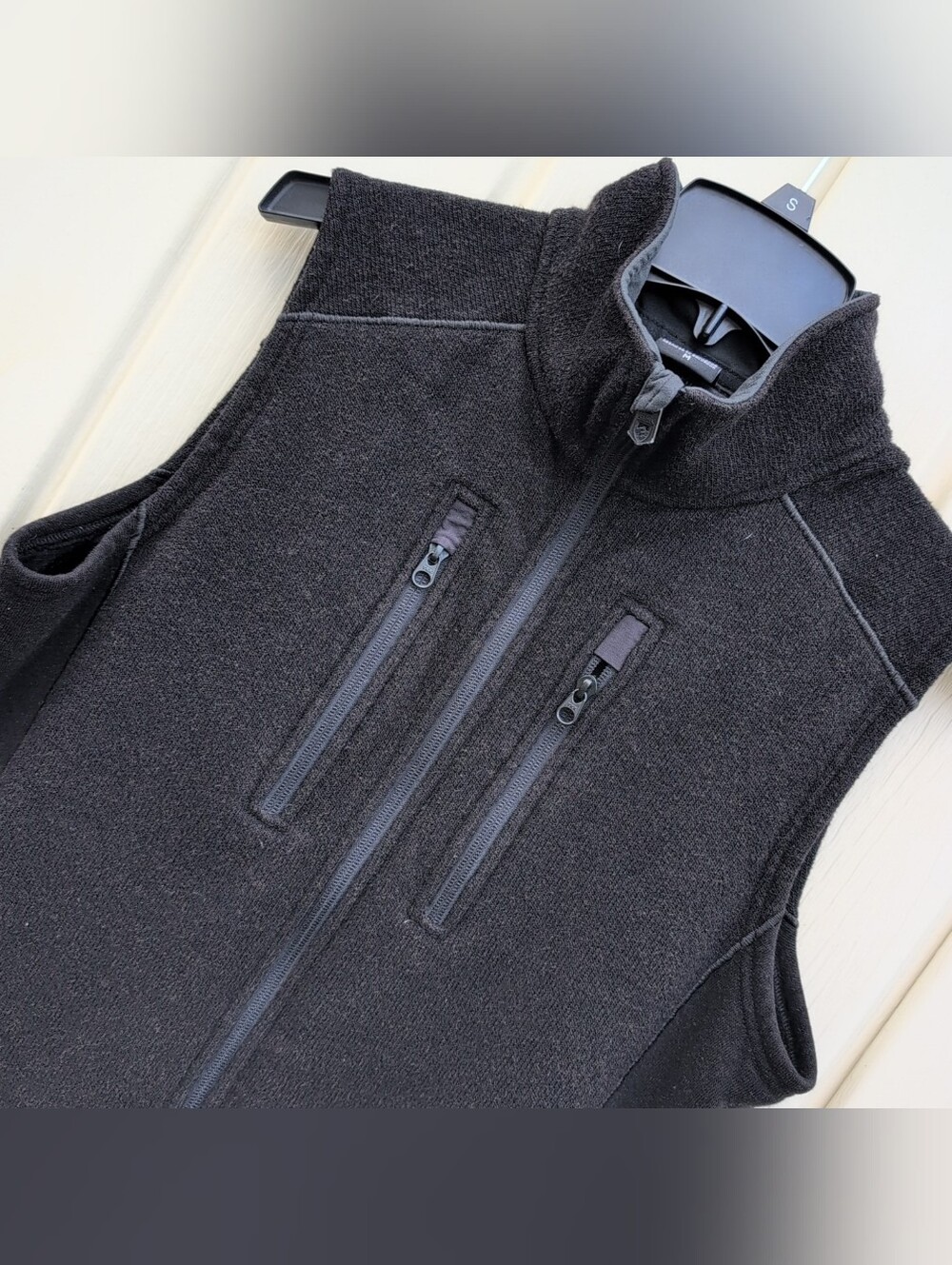 Kuhl Jacket Mens Medium Black Interceptr Fleece Full Zip Sleeveless Vest Outdoor